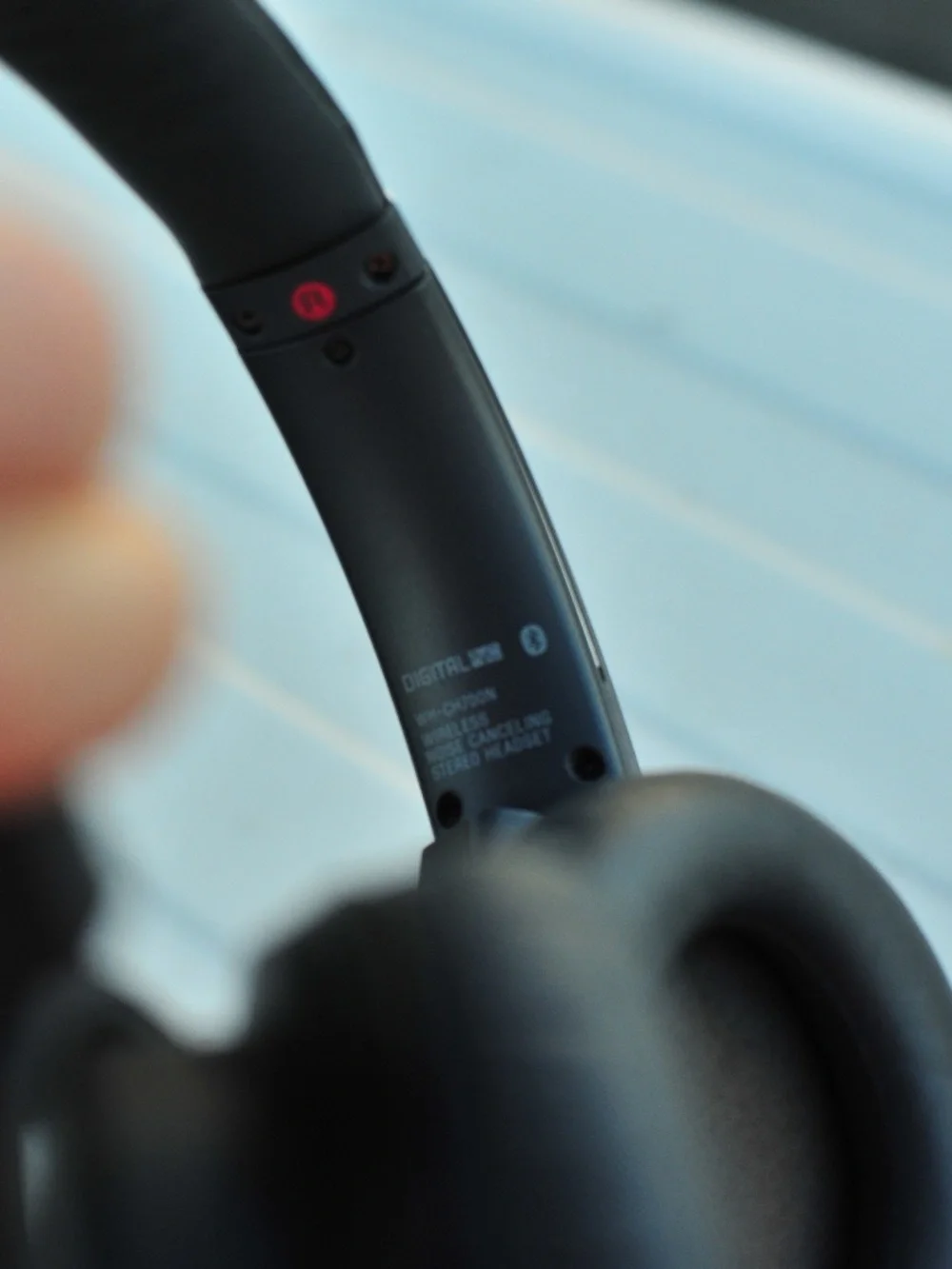 Sony Headphones Connect Noice Canceling in Black